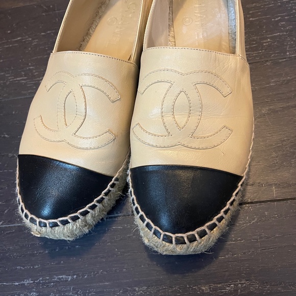 Chanel CC Cap Toe Espadrilles Beige & Black Lambskin Leather Size 38 shoe flat - Picture 4 of 15